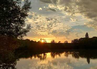 © L'Etang des cerises
