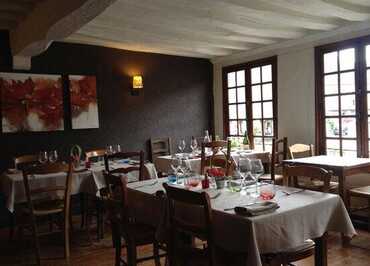 La-Halle-salle-a-l-etage---Paris
